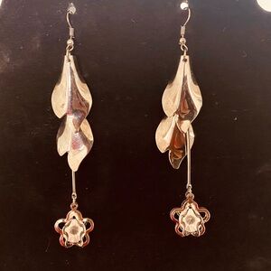 Chic Silver Leaf Dangle Earrings